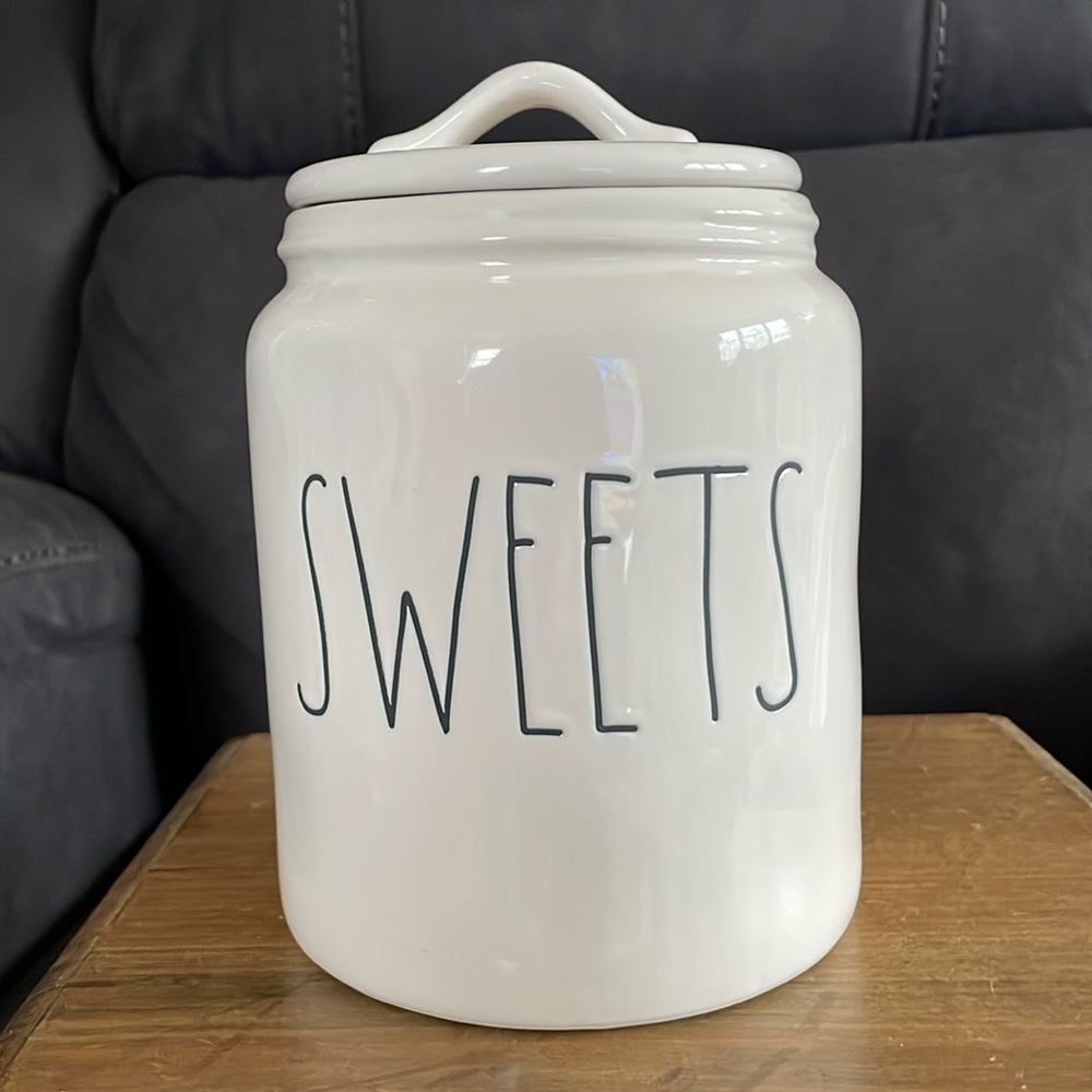 🌎Rae Dunn by Magenta  White “SWEETS” Canister Shorter Letters Flat Lid (9)